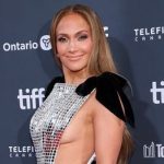 ht1-cruel-fans-label-jennifer-lopez-worst-dressed-as-she-wears-disco-ball-outfit-at-2024-toronto-film-festival-erx2ljoj