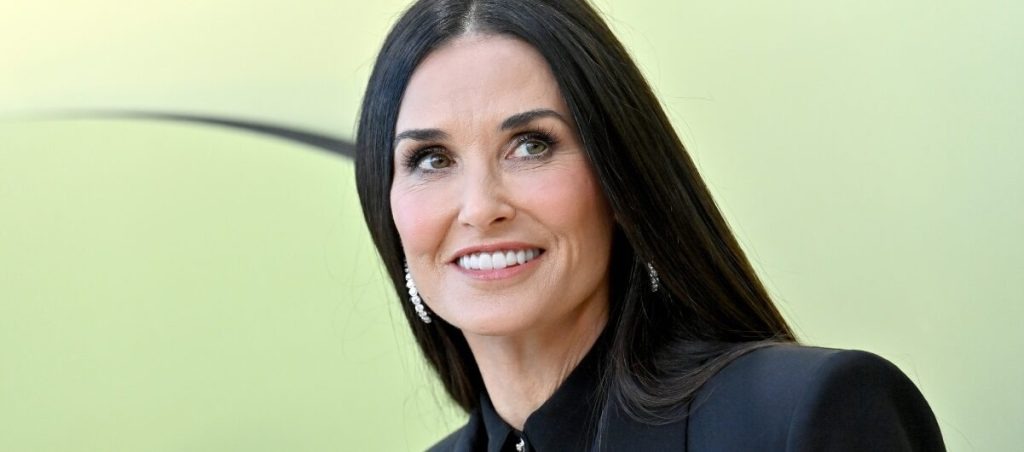 Demi-Moore-FI-1201x530-1-1024x45