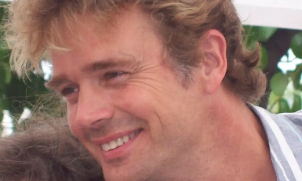 John-Schneider-Slams-Beyonces-Ne