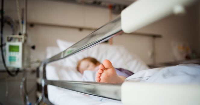 Child-in-Hospital-Bed-FI-664x350